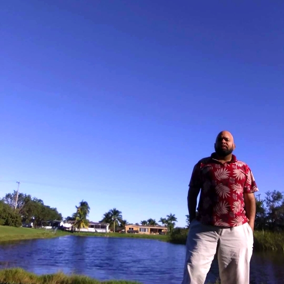 Meet your Posher, David - Picture 1 of 1